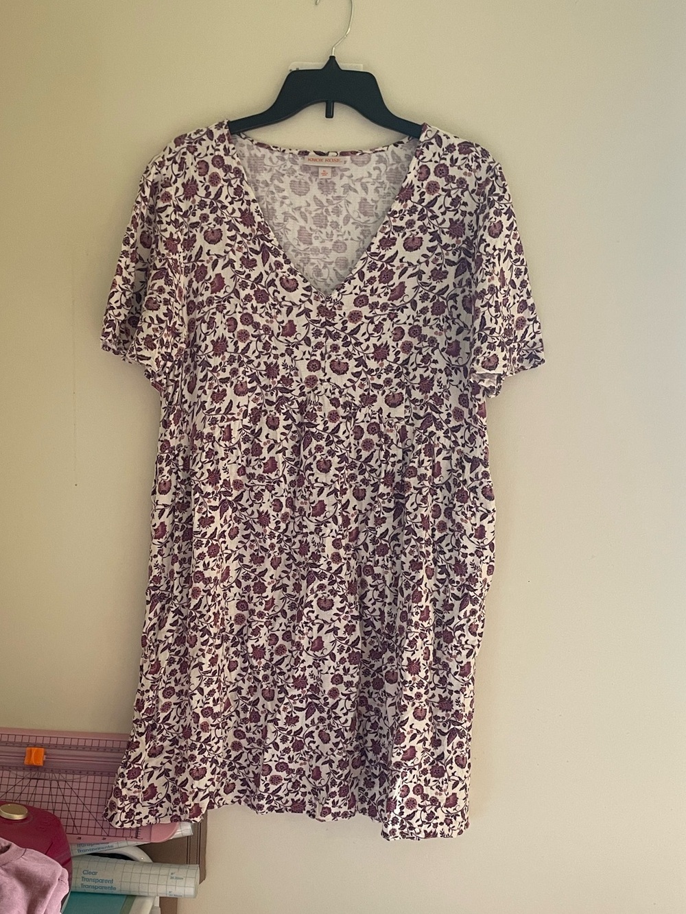 Floral V-Neck Short Sleeve Dress in Cream and Pink/Purple - Knox Rose
